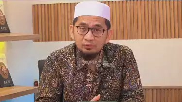 Potret Ustaz Adi Hidayat