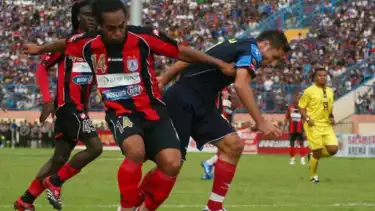 Jack Komboy saat masih berseragam Persipura Jayapura.