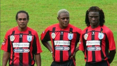 Apa Kabar Bio Paulin? Dulu Jadi Bek Tangguh, Kini Jadi Sorotan karena Tim Asuhannya Pegang Rekor Clean Sheet