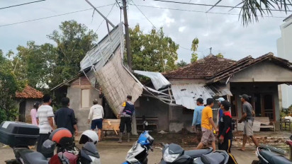 Disapu Puting Beliung, Puluhan Rumah di Pati Rusak