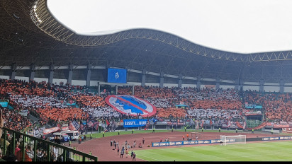 Koreo Bob Marley hingga Diduga Bentuk Sindiran The Jakmania untuk Suporter Persib Terpampang di Duel El Clasico Indonesia