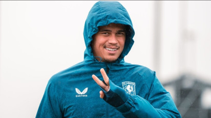 Sibuk di FC Twente, Bek Timnas Indonesia Mees Hilgers Blak-blakan Tak Malu Tunjukkan Toleransi Beragama: Waalaikumsalam