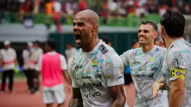 Selebrasi Pemain Persib David Da Silva Usai Menyamakan Kedudukan