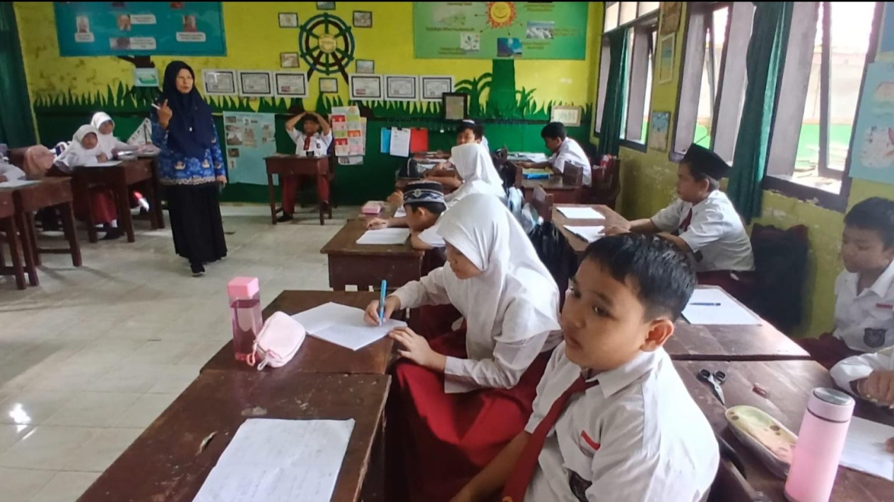 Program MBG di Sumenep Dihentikan ?
            - galeri foto