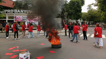Berdampak pada Dunia Pendidikan, Mahasiswa di Banyuwangi Gelar Aksi Tolak Efisiensi Anggaran