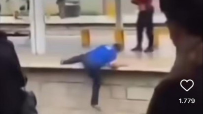 Viral Bapak-bapak Berkaos Persib Dikeroyok Diduga Oknum Suporter Persija di Stasiun Jatinegara, Ketum Jakmania Buka Suara