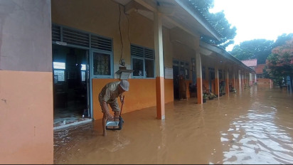 Dua SLB di Pati Terendam Banjir, Siswa Terpaksa Dipulangkan
