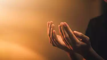 Ilustrasi membaca niat puasa Ramadhan