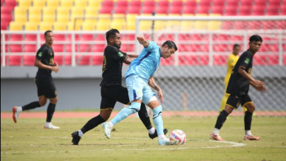 Pertandingan Dilanjutkan Usai Kericuhan Suporter Persela, Pelatih Persijap Apresiasi Mental Tim untuk Pertahankan Peluang Promosi Liga 1