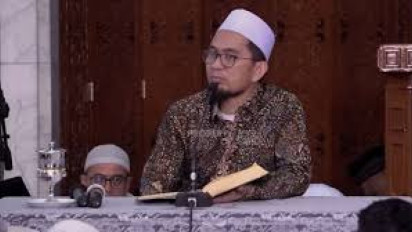 Bagaimana Hukum Sahur Puasa Ramadhan Setelah Adzan Subuh? Ustaz Adi Hidayat Mengingatkan Batas Waktu Hanya sampai ....
