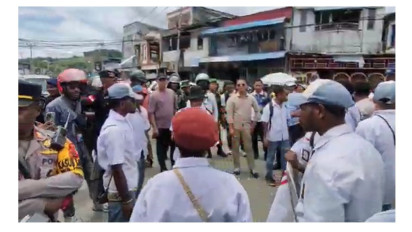 Siswa SMA di Nabire Akui Demo Tolak MBG Diperintah Tokoh KNPB Lewat Grup