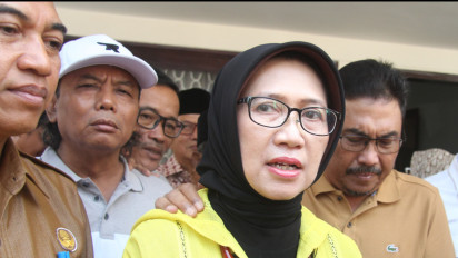 Berangkat Pelantikan ke Jakarta, Bupati Lumajang Terpilih Gunakan Uang Pribadi