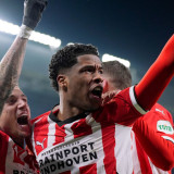 Sempat Kasih Sinyal Mau Bela Timnas Indonesia, Bek PSV Eindhoven Ini Dirumorkan Masuk Radar Liverpool