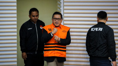 Kubu Hasto Curiga KPK Sengaja Minta Tunda Persidangan untuk Limpahkan Berkas ke Pengadilan