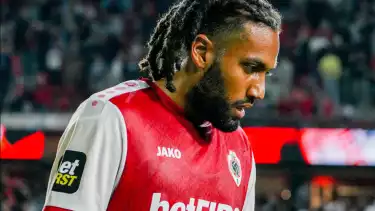 Jairo Riedewald terancam gagal bela Timnas Indonesia di laga kontra Australia dan Bahrain