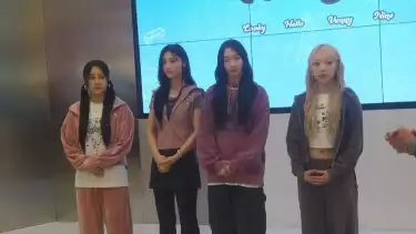 Kandis di KOREA 360 X Kandis Mini Concert in Indonesia