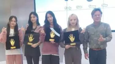 Kandis di KOREA 360 X Kandis Mini Concert in Indonesia