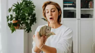 Ilustrasi mendapat uang