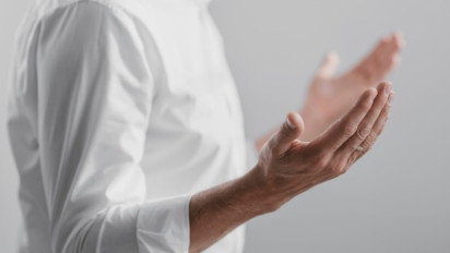 Utang Setinggi Gunung pun Insyaallah Dibantu Allah SWT, Syekh Ali Jaber Sebut Coba Amalkan Shalat Sunnah Ini