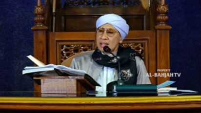 Apakah Boleh Perempuan Shalat Tidak pakai Mukena? Buya Yahya Tegaskan Selama ....