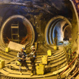 Bahlil Ketatkan Evaluasi Tambang GBC Freeport Usai Longsor, Baru Beroperasi Terbatas pada April 2026: Ini Nyawa Orang!