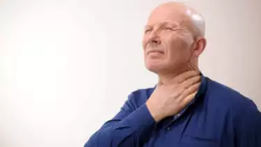 Ilustrasi pria menelan ludah saat Puasa Ramadhan