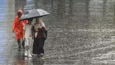 Ilustrasi hujan deras.