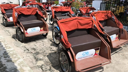 60 Becak Listrik Gratis Bantuan Presiden Prabowo Dibagikan untuk Tukang Becak Usia 60 Tahun ke Atas