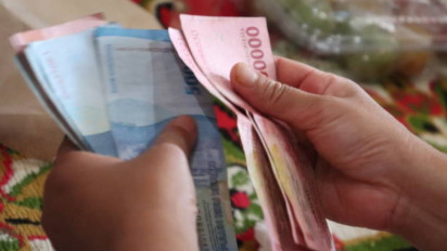 Minta Warisan ke Orang Tua yang Masih Hidup, Begini Hukumnya Kata Buya Yahya