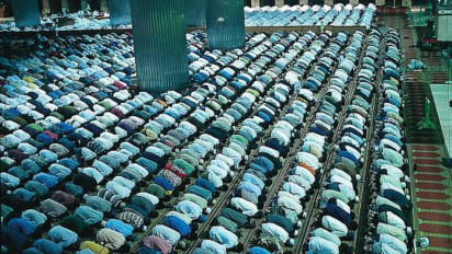Fadhilah Shalat Tarawih Malam Ketiga Ramadhan
