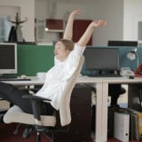 Ramalan Karier Weton Mei 2026: 10 Neptu Ini Diprediksi Tembus Target Besar dan Naik Pangkat, Ada Peluang Kerja di Luar Negeri?