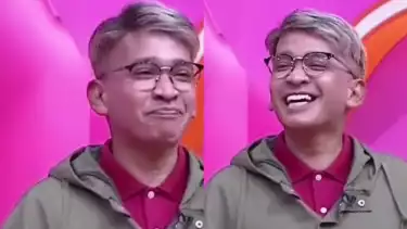 Ruben Onsu tersenyum malu dan salah tingkah