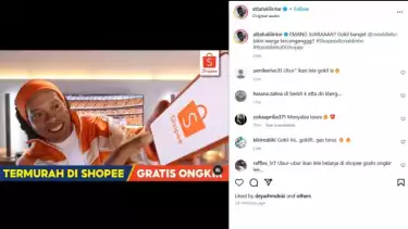 Ronaldinho, pemain asal Brasil dengan nama lengkap Ronaldo de Assis Moreira ini adalah legenda yang pernah menyabet dua gelar FIFA World Player of the Year serta satu Ballon d Or.