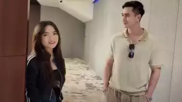 Fuji saat grebek rumah megah Verrell Bramasta