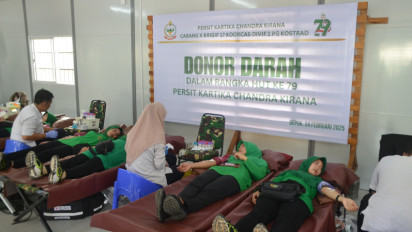Rayakan HUT ke-79 Persit KCK, Persit KCK Cab X Brigif 17/SBB Gelar Donor Darah
