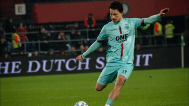 Kelas! Thom Haye Masuk Daftar 11 Pemain Terbaik Liga Belanda Jelang Laga Timnas Indonesia Vs Australia di Kualifikasi Piala Dunia 2026