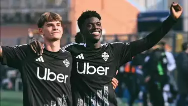 Como ciptakan sensasi bersama Cesc Fabregas