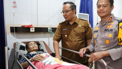 Nenek di Gresik Hanyut Terseret Arus Banjir Luapan Kali Lamong, Beruntung Diselamatkan Warga