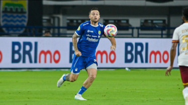 Bertandang ke Markas Persebaya, Klok Sebut Persib Harus kembali ke Jalur Kemenangan