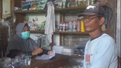 Video Pria Bawa Orang Sakit dalam Ambulans Demi Bisa Beli Pupuk Subsidi Viral