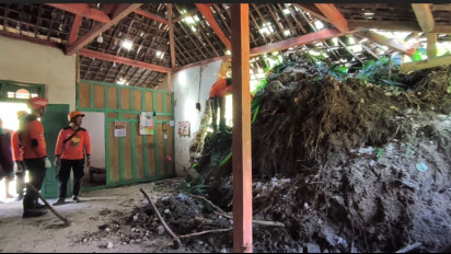 Tembok Rumah Warga di Poncol Magetan Jebol Diterjang Longsor