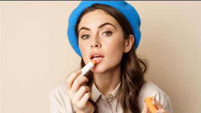 Penggunaan Lip Balm saat Puasa Ramadhan Jadi Perdebatan, Begini Penjelasan Ulama
