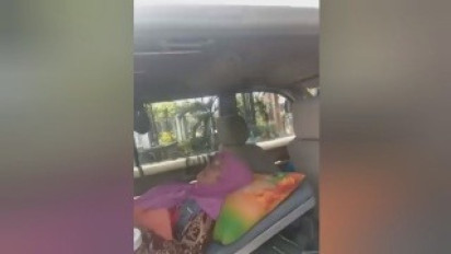 Video Lansia Sakit dalam Ambulan Beli Pupuk Subsidi Viral, Dinas Pertanian Angkat Bicara 