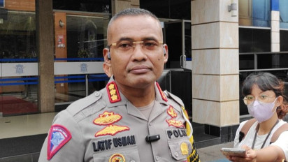 Polisi Majukan Waktu Mobil Boleh Lintasi Bahu Jalan Tol Dalkot Cawang - Semanggi Selama Bulan Puasa