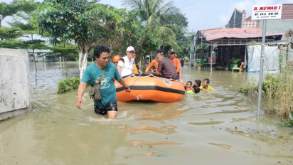 Sungai Bengawan Solo Meluap, Ratusan Rumah Warga di 3 Kecamatan di Gresik Kebanjiran