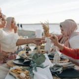 Contoh Teks Undangan Bukber Formal dan Non Formal via WhatsApp