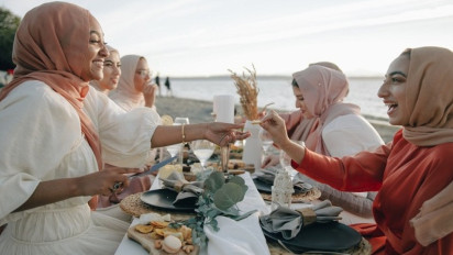 Contoh Teks Undangan Bukber Formal dan Non Formal via WhatsApp