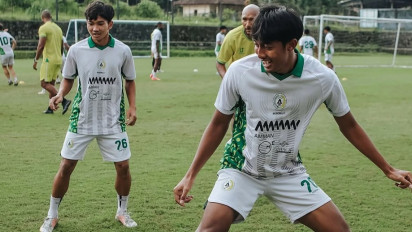Pieter Huistra Bahagia Bukan Main Para Penggawa PSS Sleman Makin Adaptif dengan Instruksinya Jelang Lawan Barito Putera di Bulan Ramadhan 2025