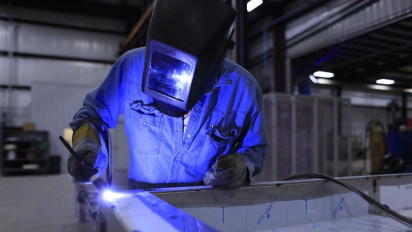 Tingginya Angka PHK di Jatim, Pakar Sebut Pentingnya Dukungan Investasi untuk Serap Tenaga Kerja