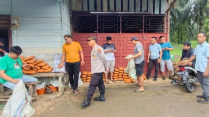 Detik-Detik Menegangkan Polisi Kejar dan Tangkap Pengedar Puluhan Paket Ganja di Sumbar